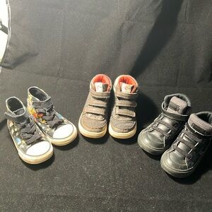 Toddler size 7 sneaker bundle converse/carter’s